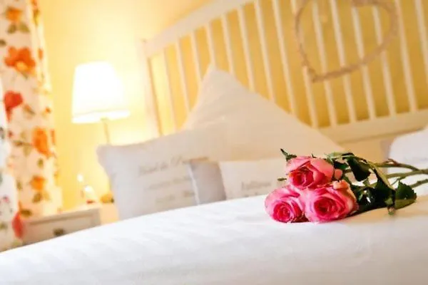 Ostseeperlen-haus 1 *